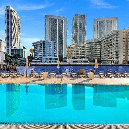 Mvr Apartments At Beachwalk Resort Hallandale Beach Exteriér fotografie