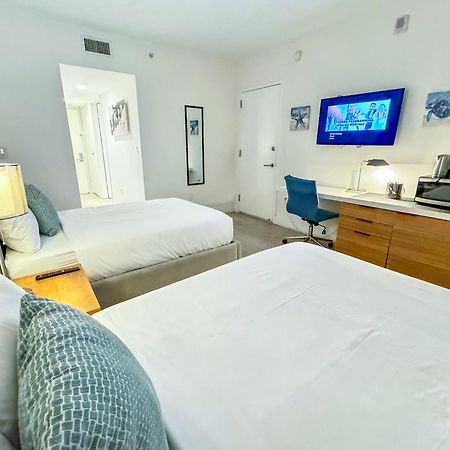 Mvr Apartments At Beachwalk Resort Hallandale Beach Exteriér fotografie