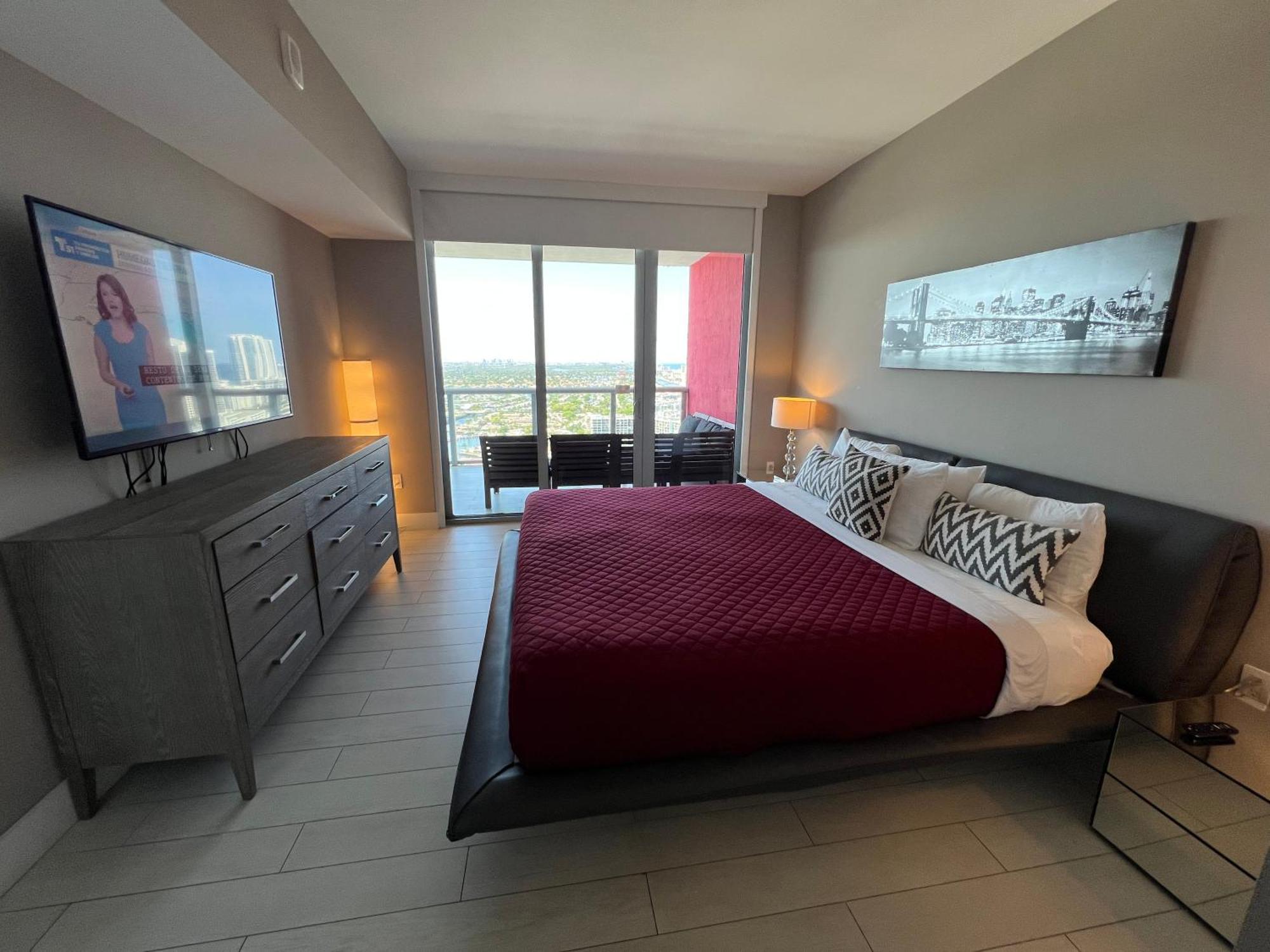 Mvr Apartments At Beachwalk Resort Hallandale Beach Exteriér fotografie