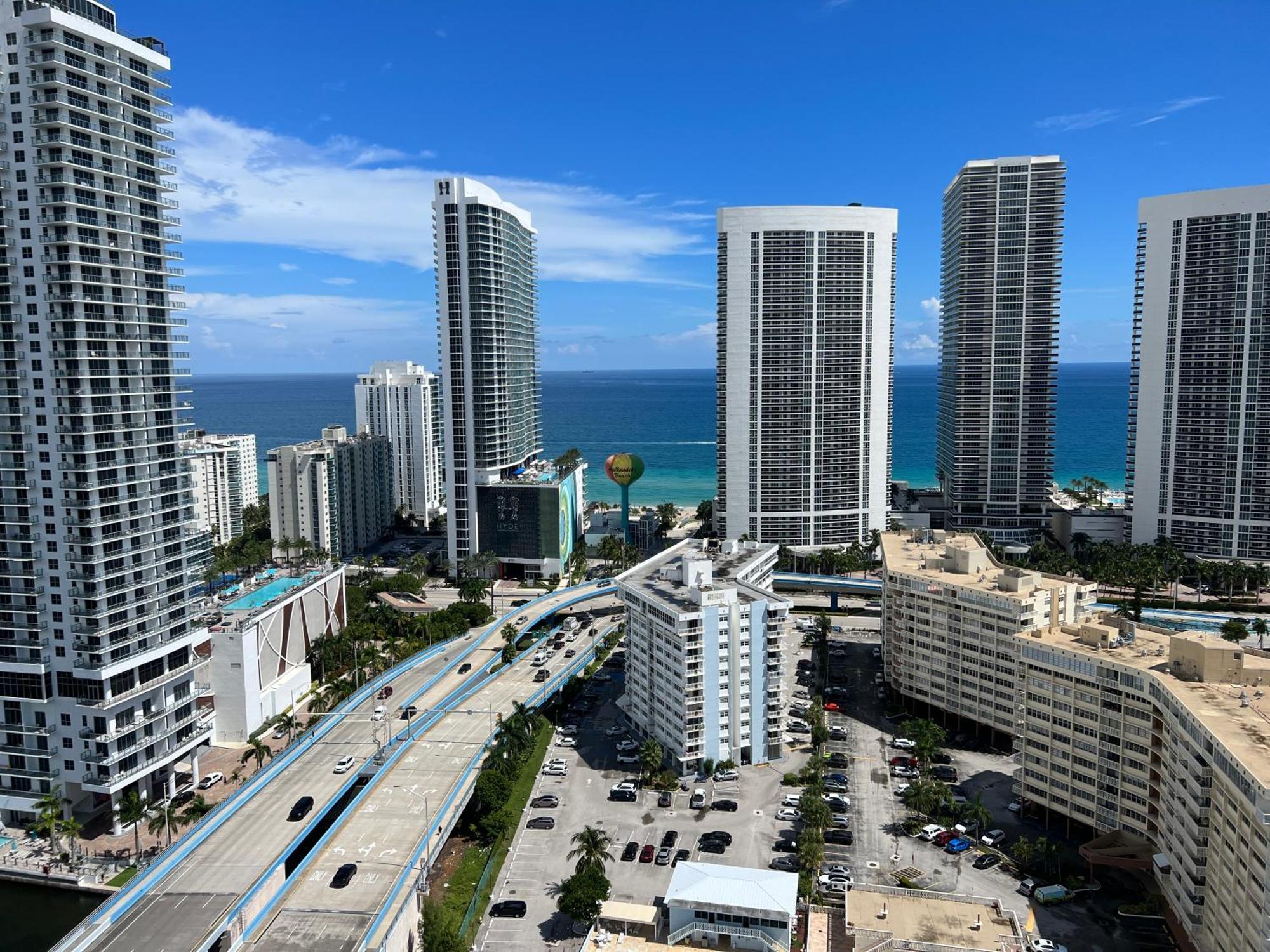 Mvr Apartments At Beachwalk Resort Hallandale Beach Exteriér fotografie