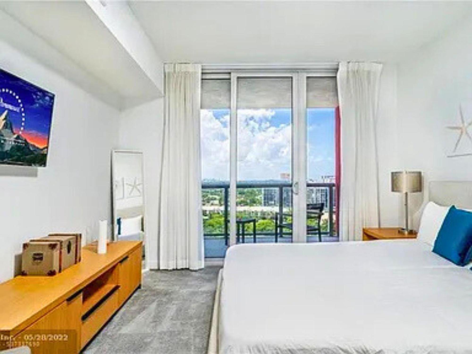 Mvr Apartments At Beachwalk Resort Hallandale Beach Exteriér fotografie